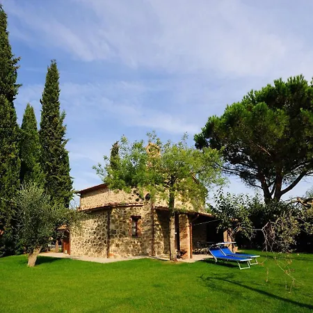 Vernazzano Basso Sleeps 6 Pool Wifi 公寓