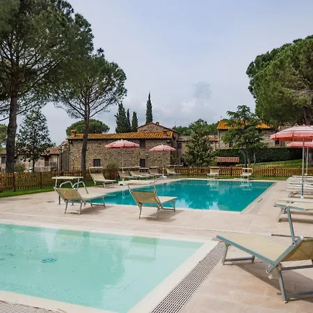 Vernazzano Basso Sleeps 6 Pool Wifi 特拉西梅诺湖畔托罗